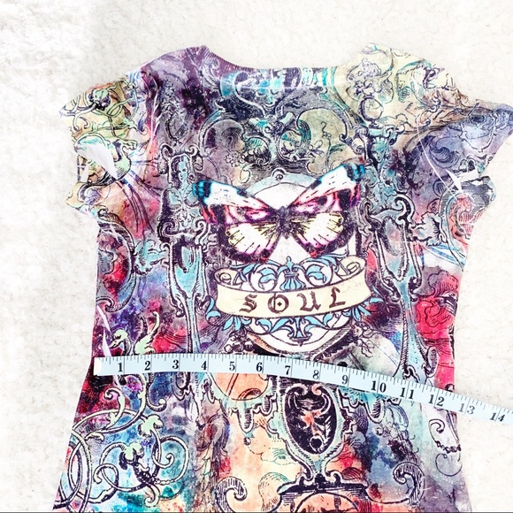 Hot Tees V-Neck Butterfly Print Tee NWOT - Picture 4 of 5